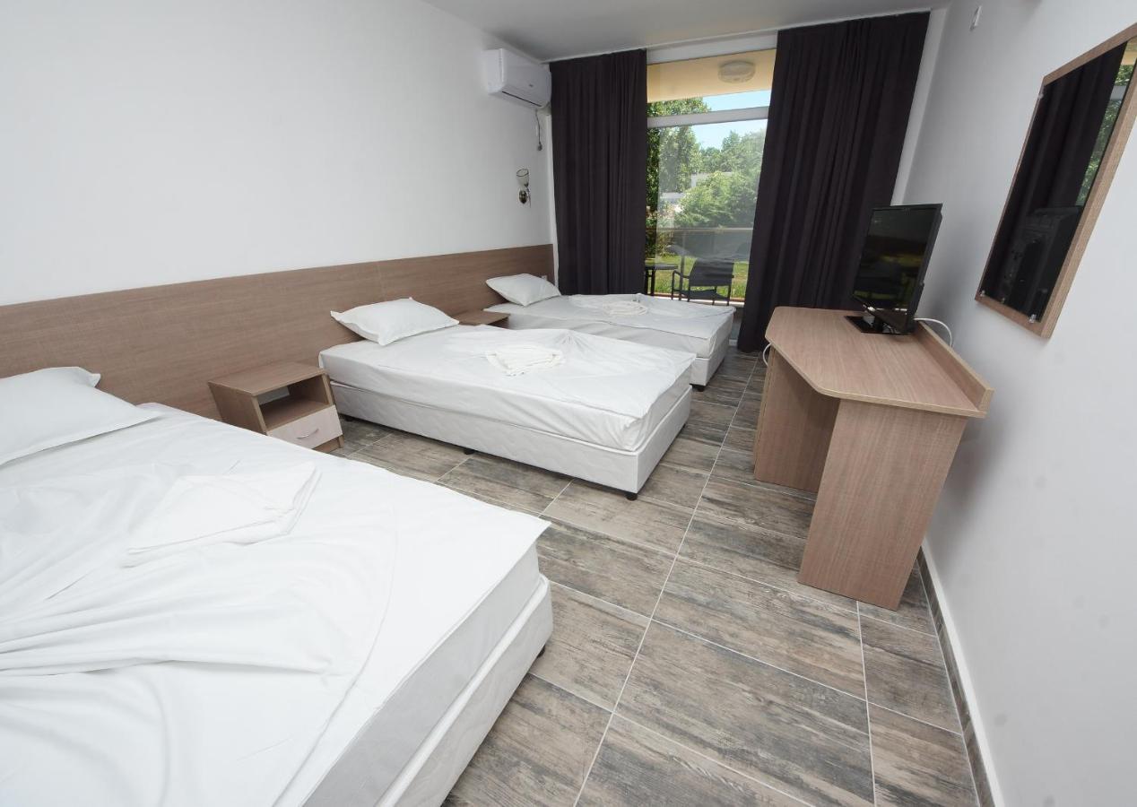 Hotel Neva Китен Экстерьер фото