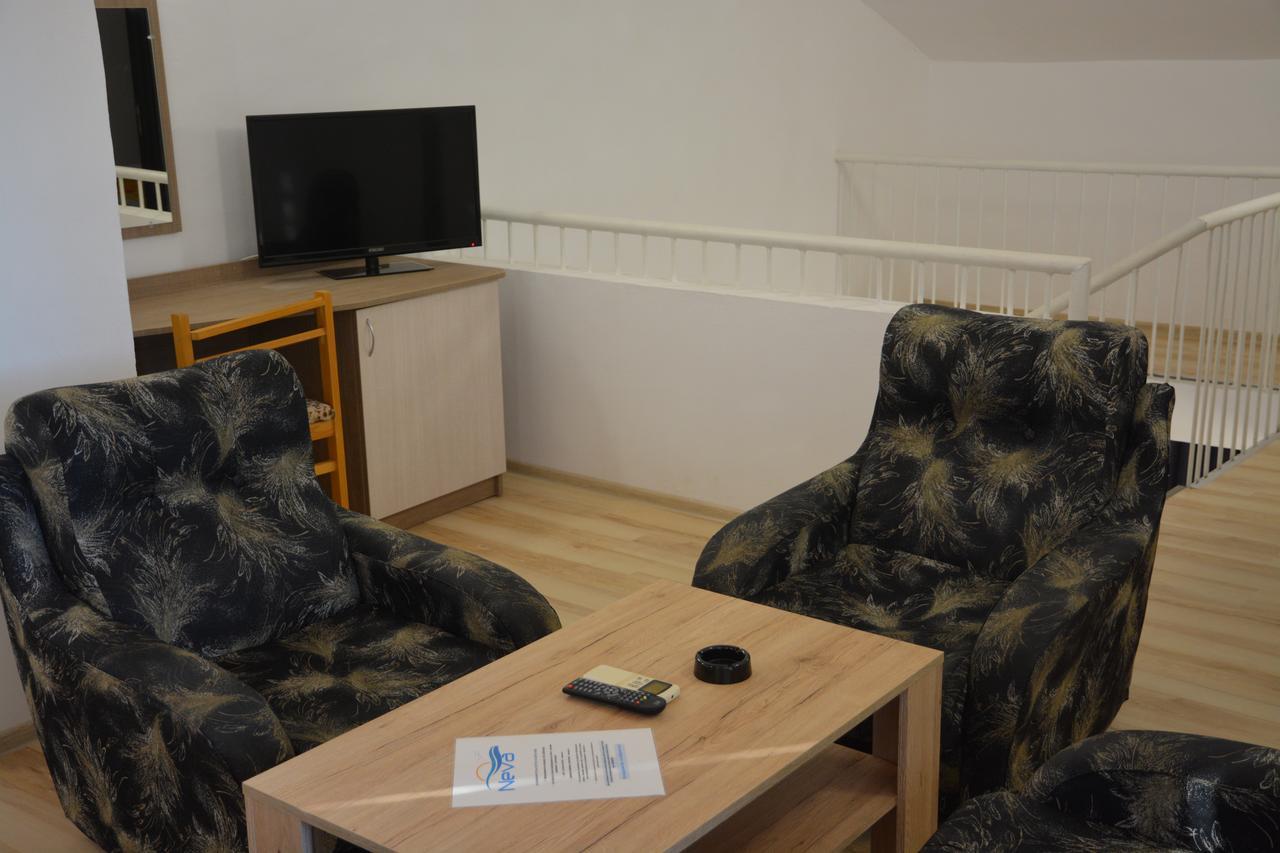 Hotel Neva Китен Экстерьер фото