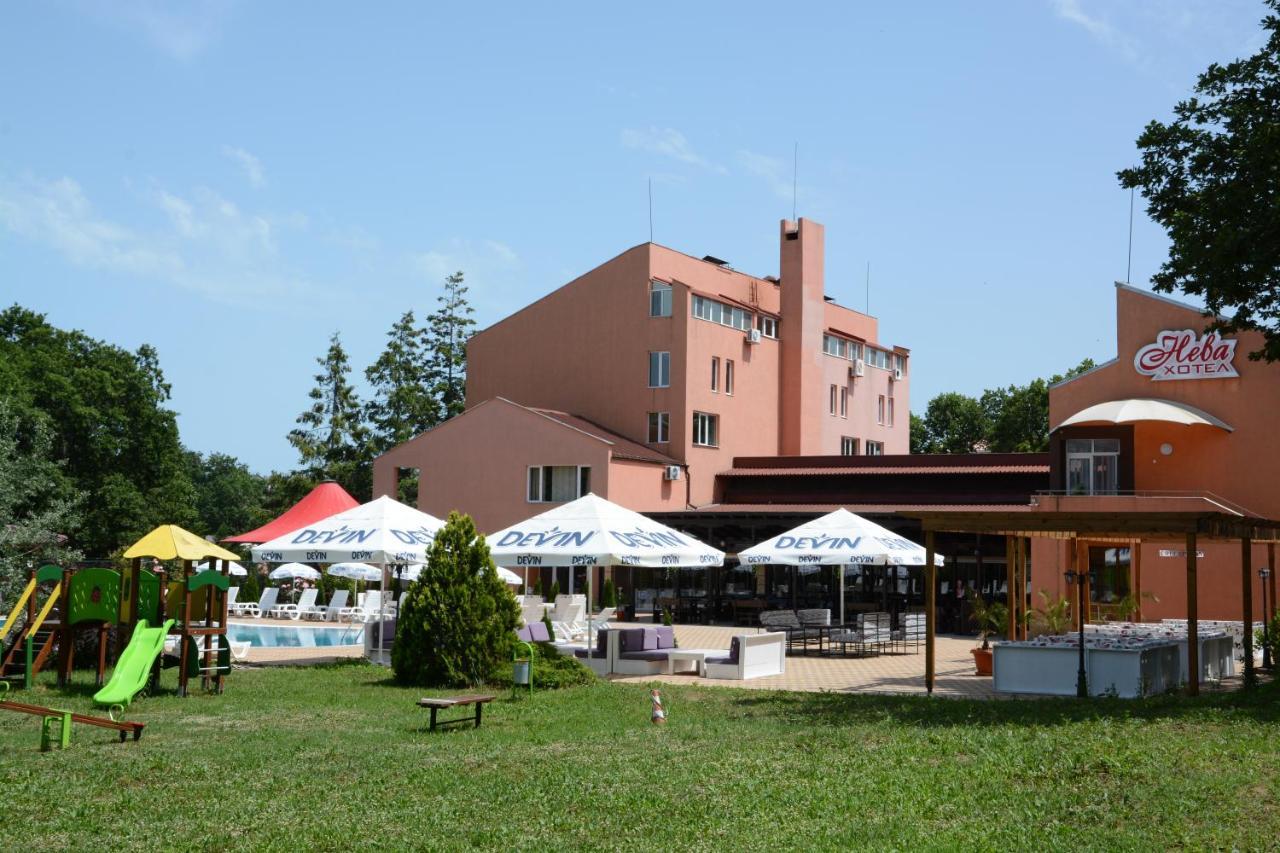 Hotel Neva Китен Экстерьер фото